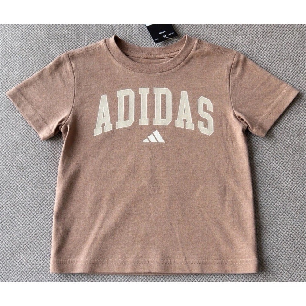 NWT Adidas Toddler Tee Shirt 4T Taupe Beige Logo Graphic Short Sleeve Small Flaw